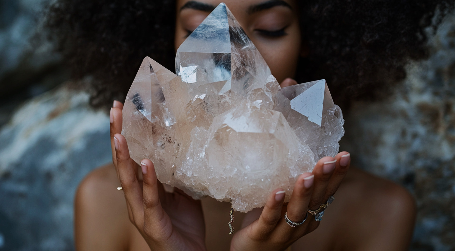 ¿Qué es la intuición y cómo fortalecerla con piedras naturales?